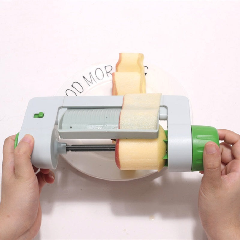 Kitchen fruit slicer